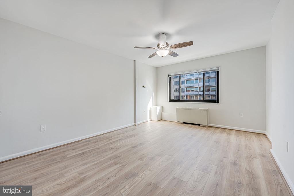1200 S ARLINGTON RIDGE ROAD Unit: 714