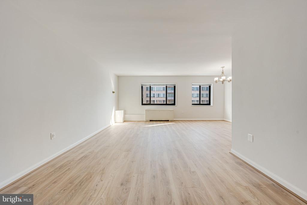 1200 S ARLINGTON RIDGE ROAD Unit: 714