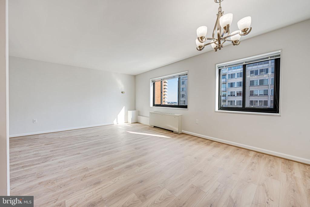 1200 S ARLINGTON RIDGE ROAD Unit: 714