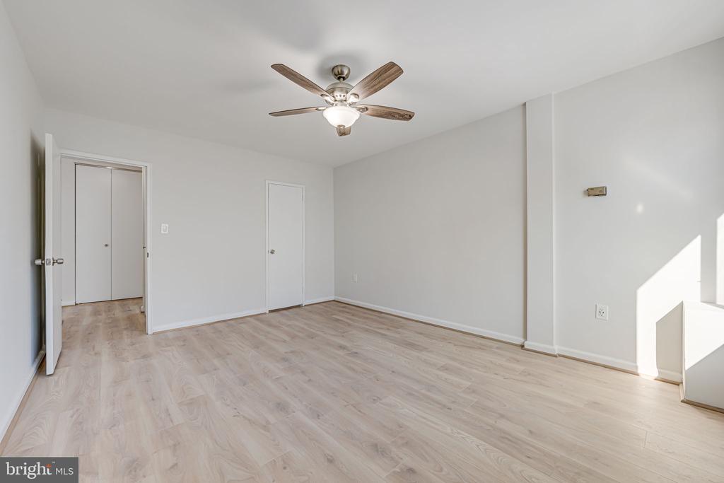1200 S ARLINGTON RIDGE ROAD Unit: 714