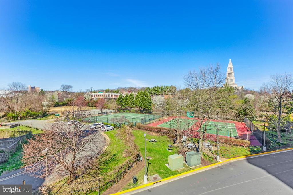 2151 JAMIESON AVENUE Unit: 402