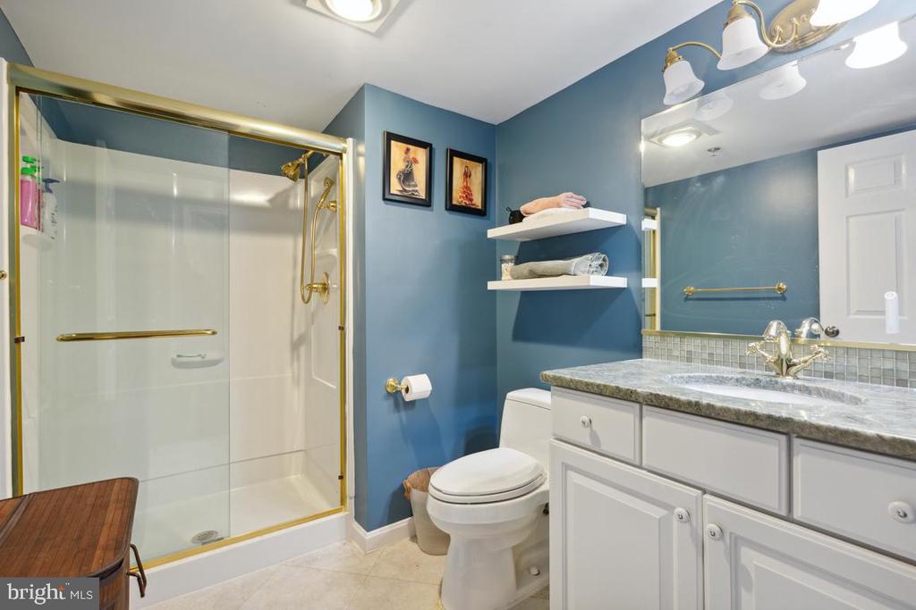 2151 JAMIESON AVENUE Unit: 402