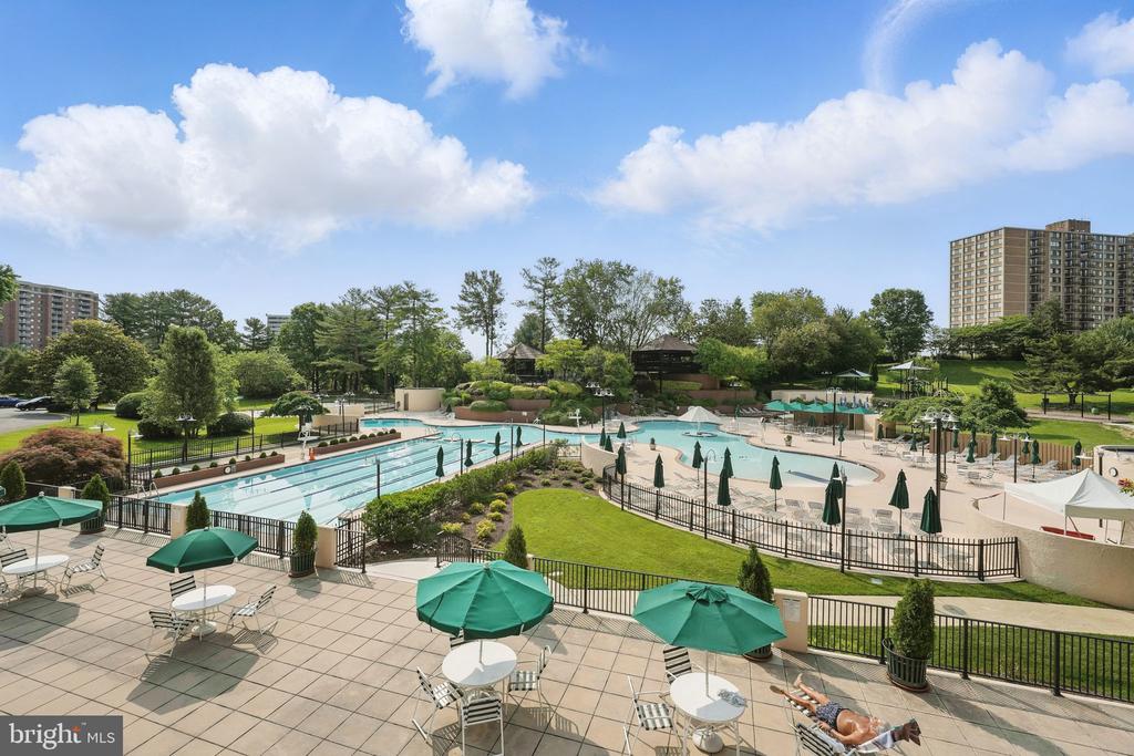 309 YOAKUM PARKWAY Unit: 1411