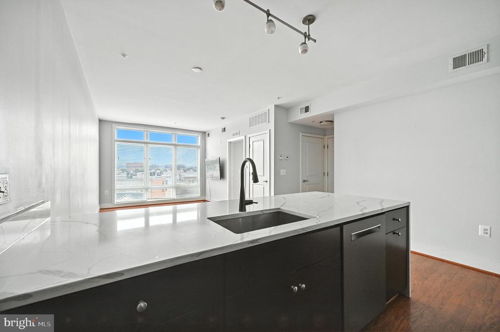 915 N PATRICK STREET Unit: 507
