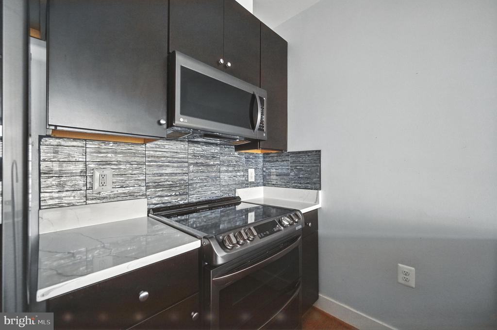 915 N PATRICK STREET Unit: 507