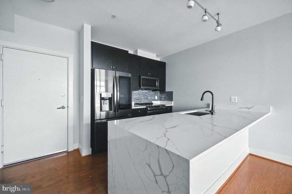 915 N PATRICK STREET Unit: 507