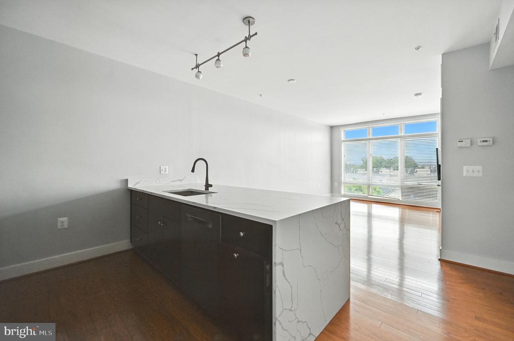 915 N PATRICK STREET Unit: 507