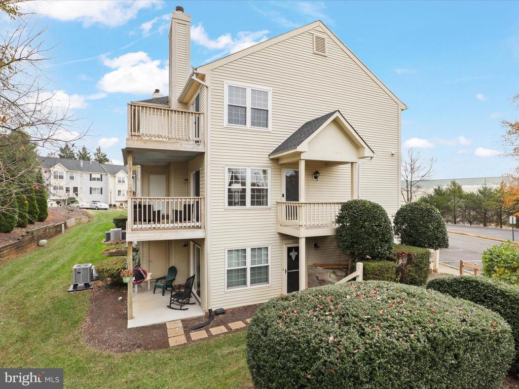 708 CEDAR CREST DRIVE