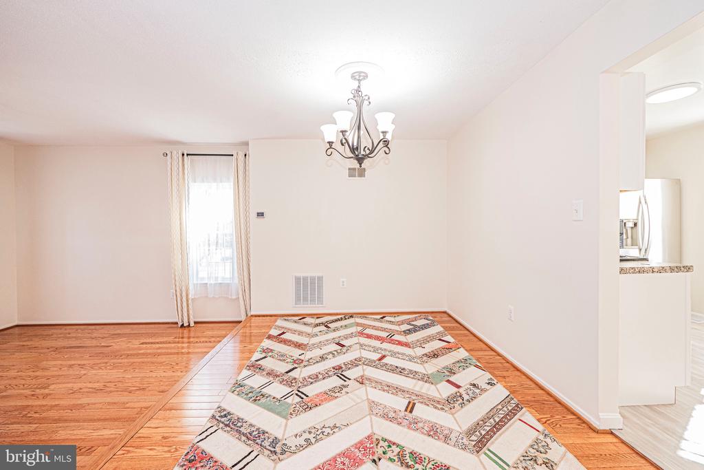 2382 BRANLEIGH PARK COURT