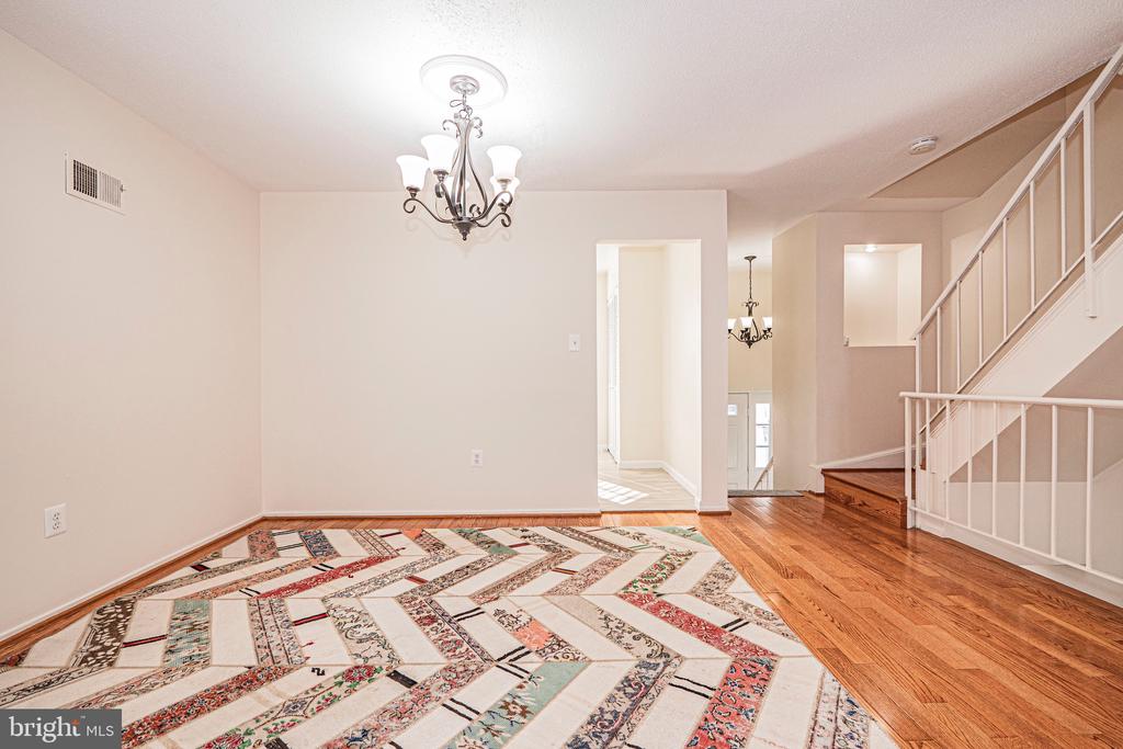 2382 BRANLEIGH PARK COURT