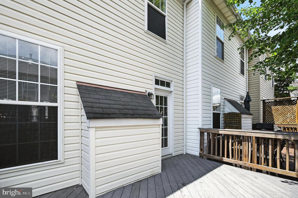6949 BANCHORY COURT