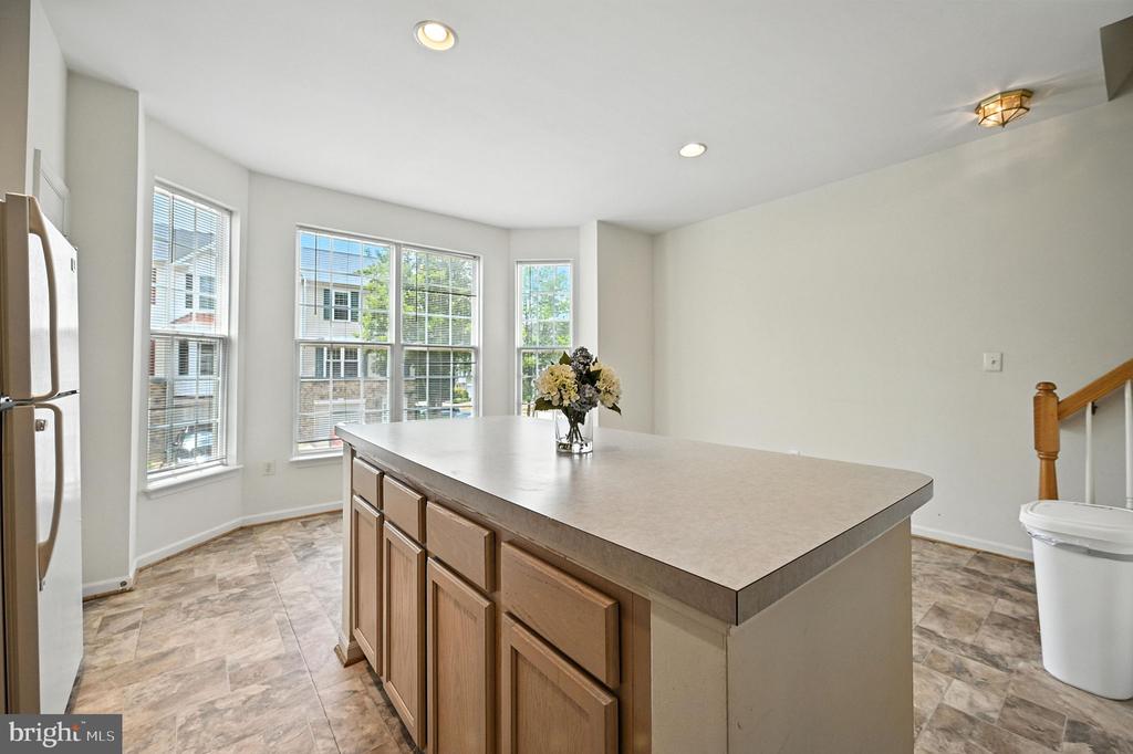 6949 BANCHORY COURT