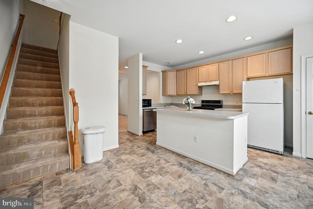 6949 BANCHORY COURT