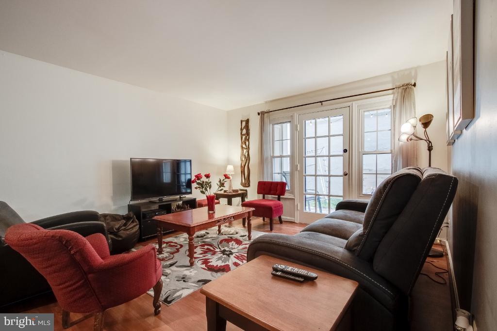 5900 KINGSFORD ROAD Unit: 432