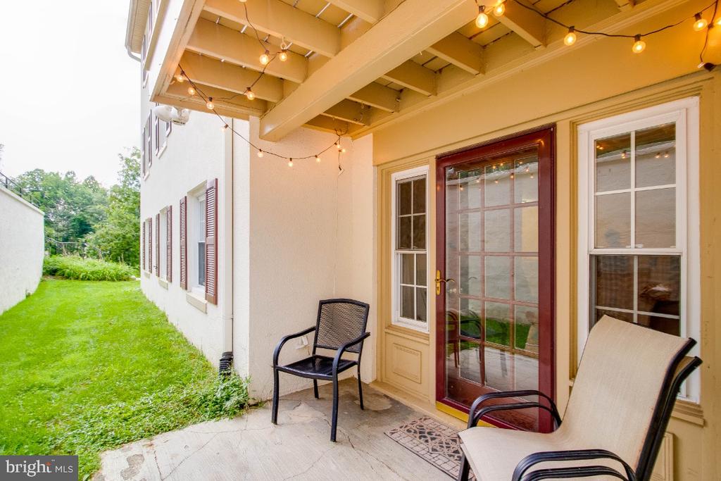 5900 KINGSFORD ROAD Unit: 432
