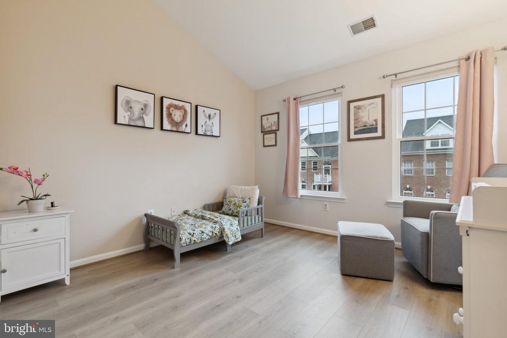 6336 DUNMAN WAY
