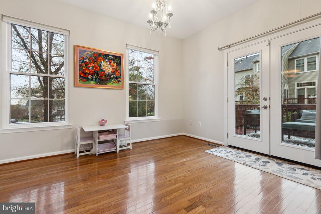 6336 DUNMAN WAY