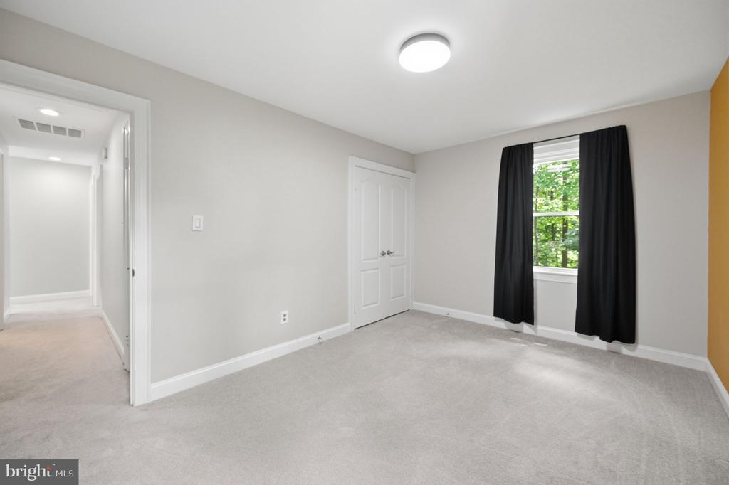 5610 CAVALIER WOODS LANE