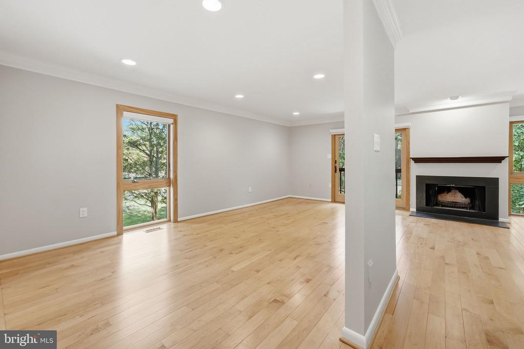 2017 WETHERSFIELD COURT