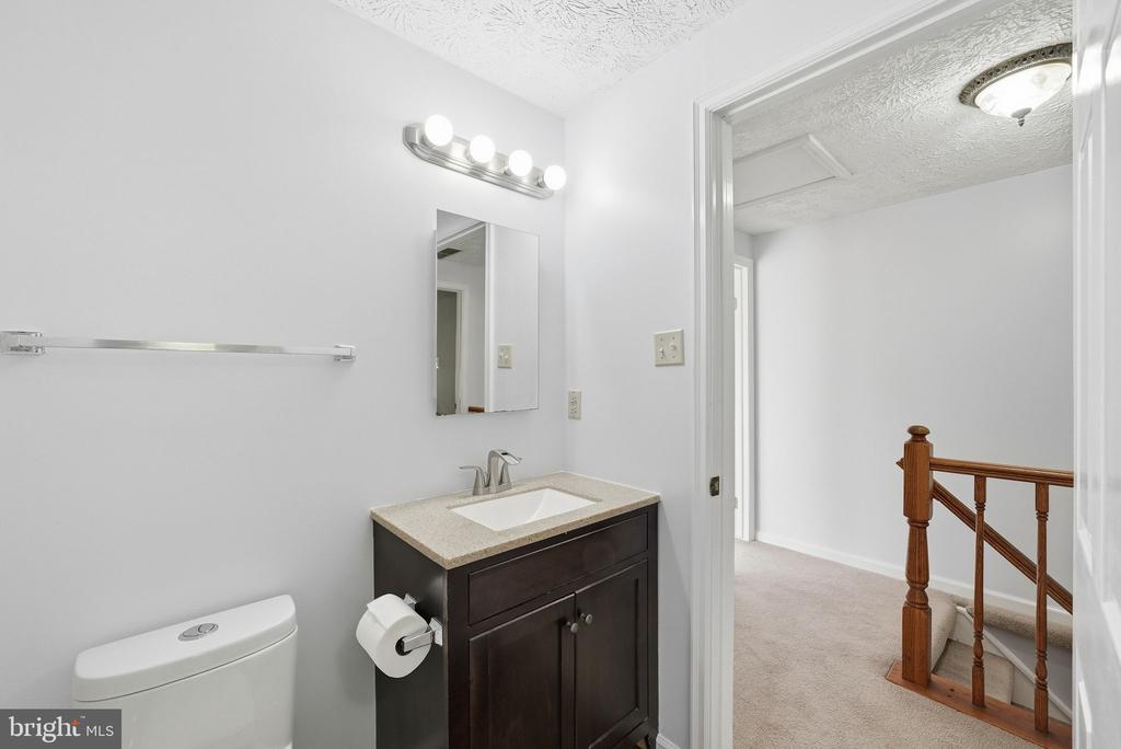 8511 KOLUDER COURT