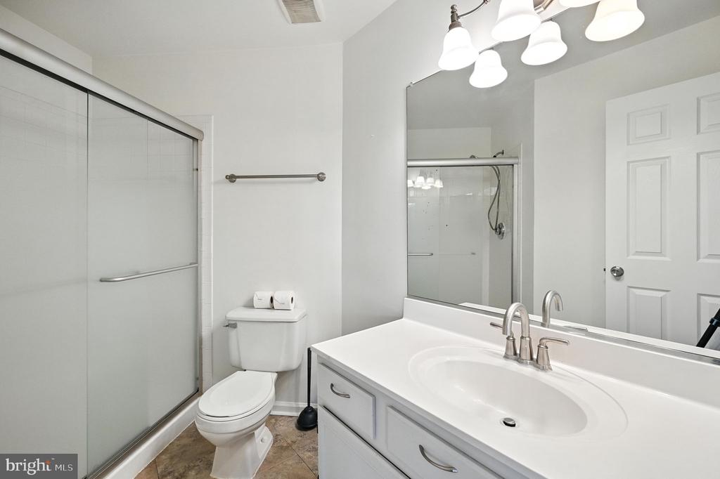 46598 DRYSDALE TERRACE Unit: 302