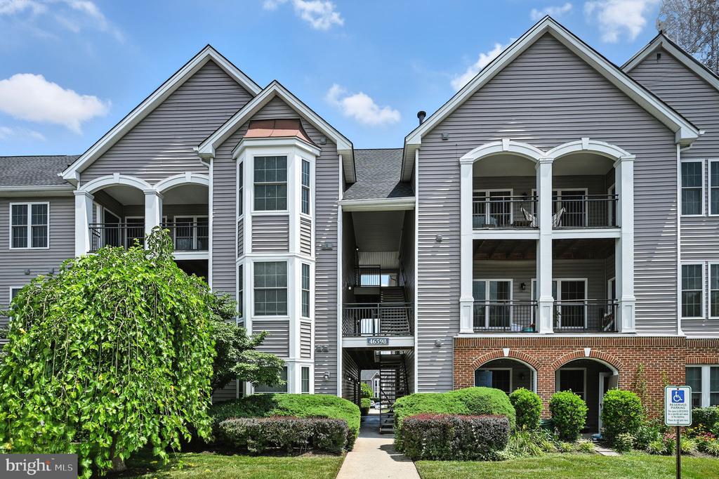 46598 DRYSDALE TERRACE Unit: 302