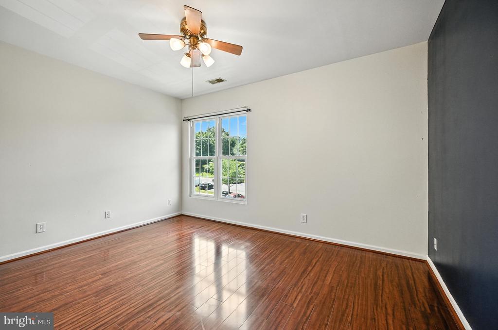 46598 DRYSDALE TERRACE Unit: 302