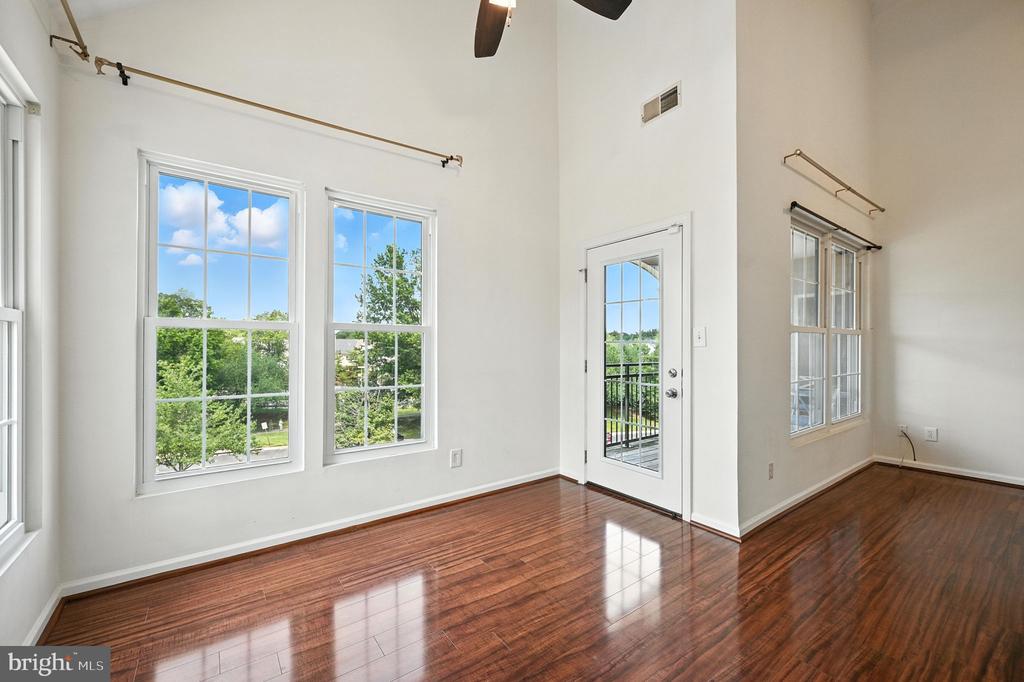 46598 DRYSDALE TERRACE Unit: 302