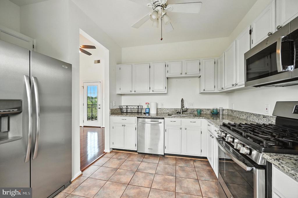 46598 DRYSDALE TERRACE Unit: 302