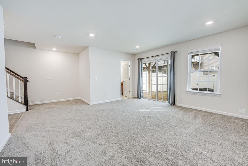 11093 MCLEANS BARN TERRACE
