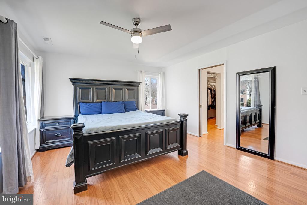 4389 ASHGROVE DRIVE