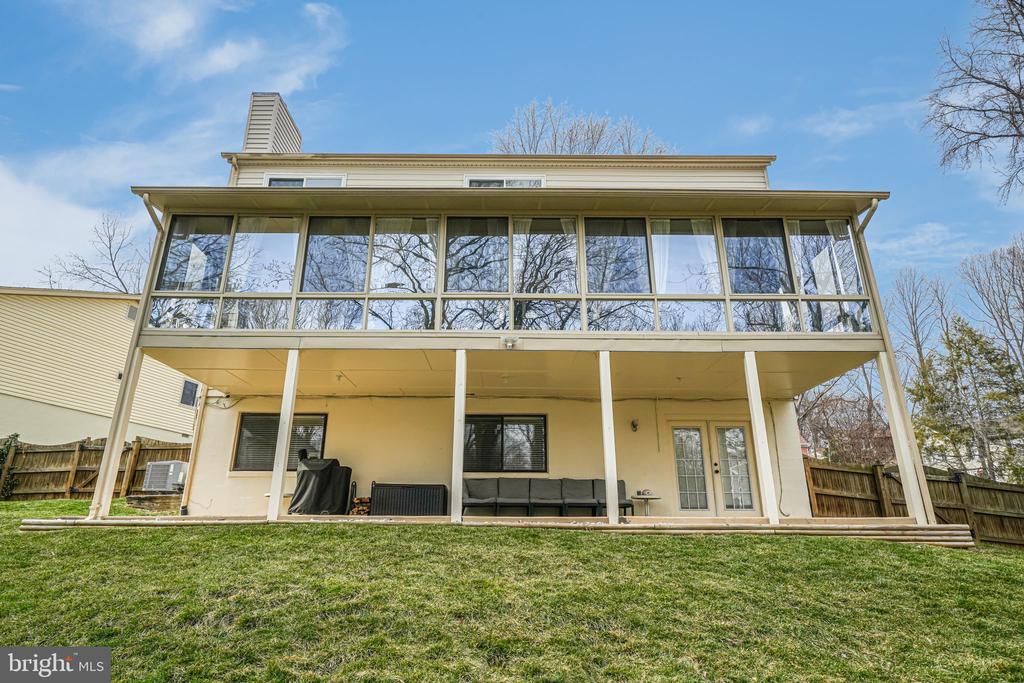 4389 ASHGROVE DRIVE