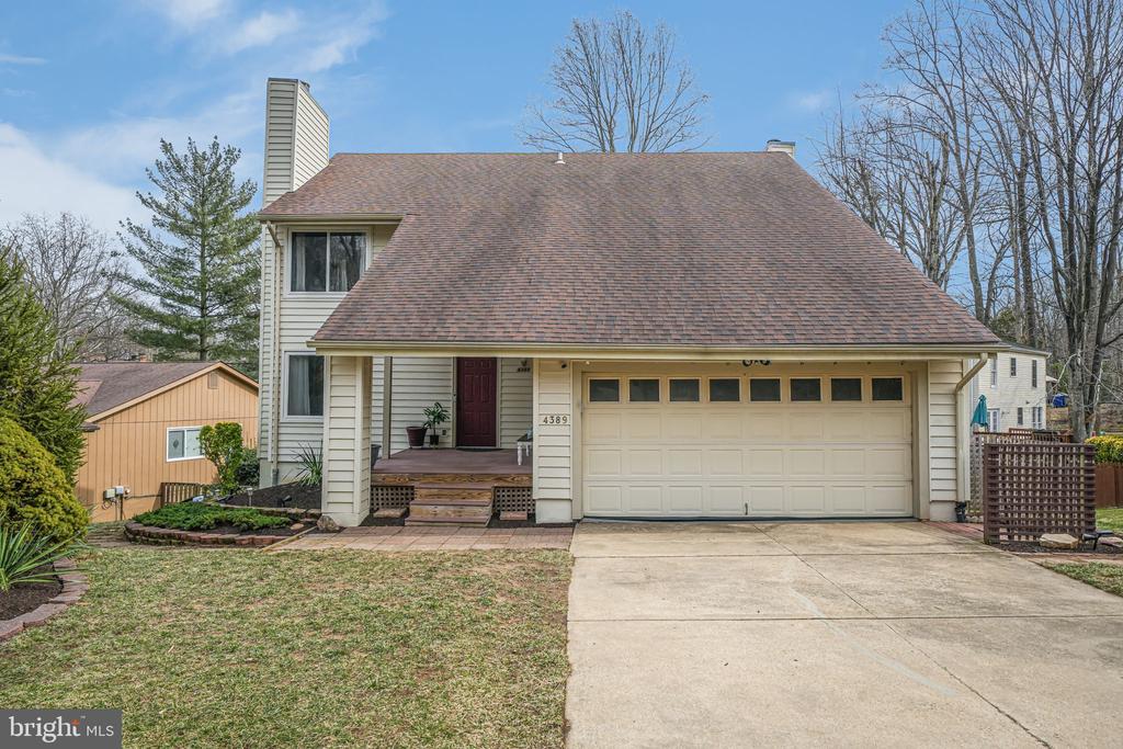 4389 ASHGROVE DRIVE