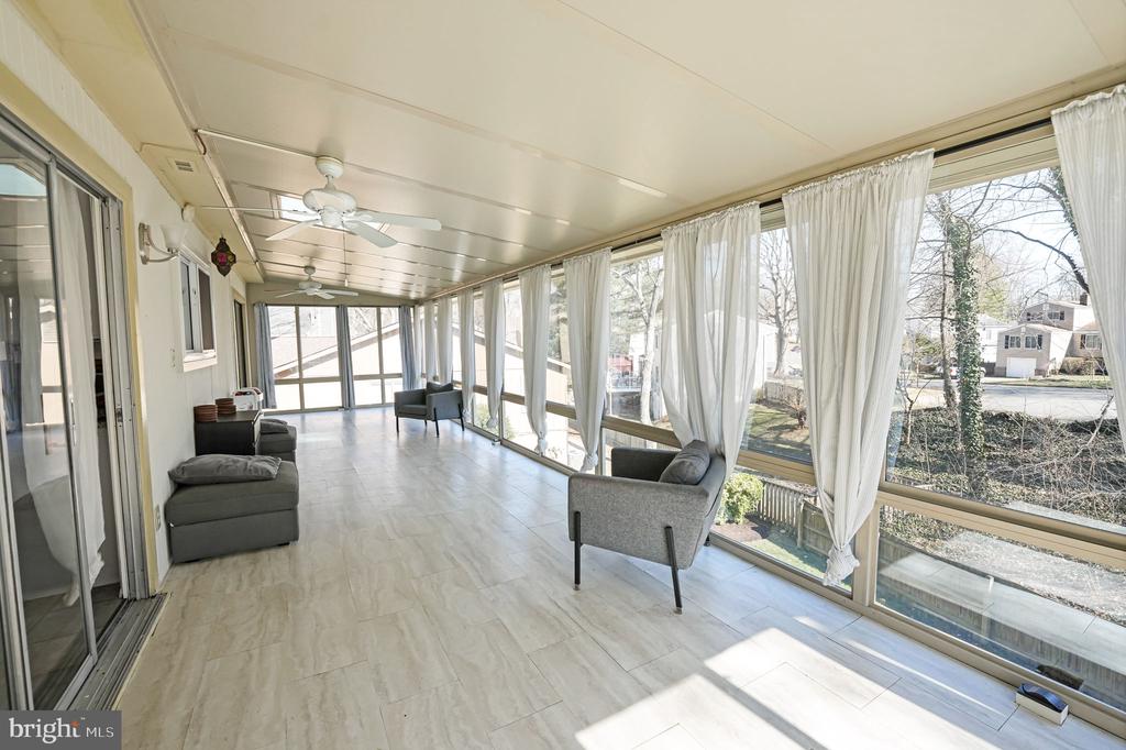 4389 ASHGROVE DRIVE