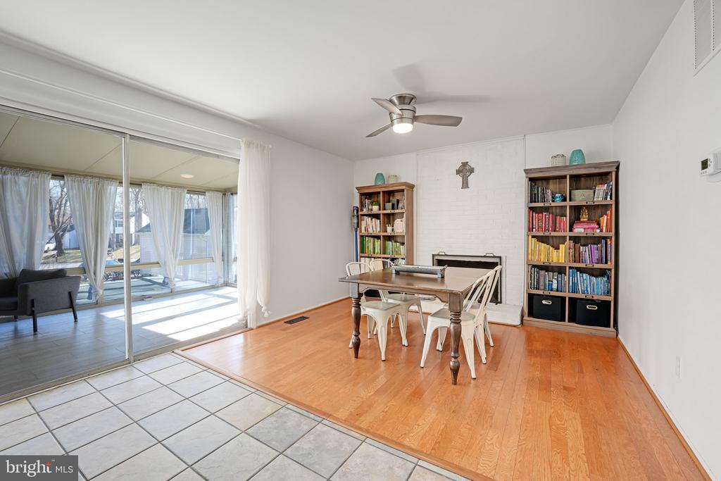 4389 ASHGROVE DRIVE