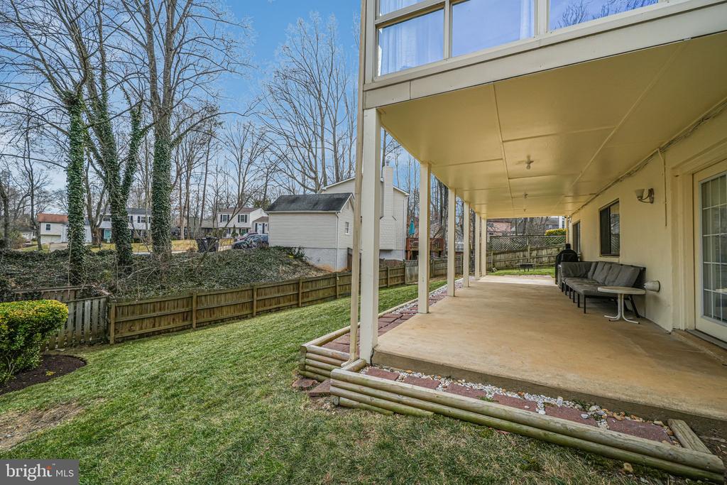 4389 ASHGROVE DRIVE
