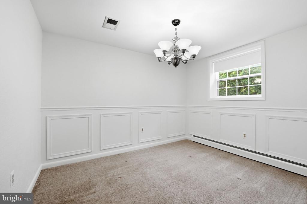 14307 FAIRVIEW LANE