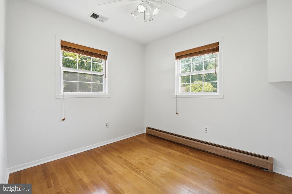 14307 FAIRVIEW LANE