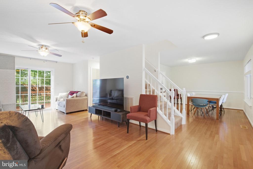 7527 STERLING DRIVE