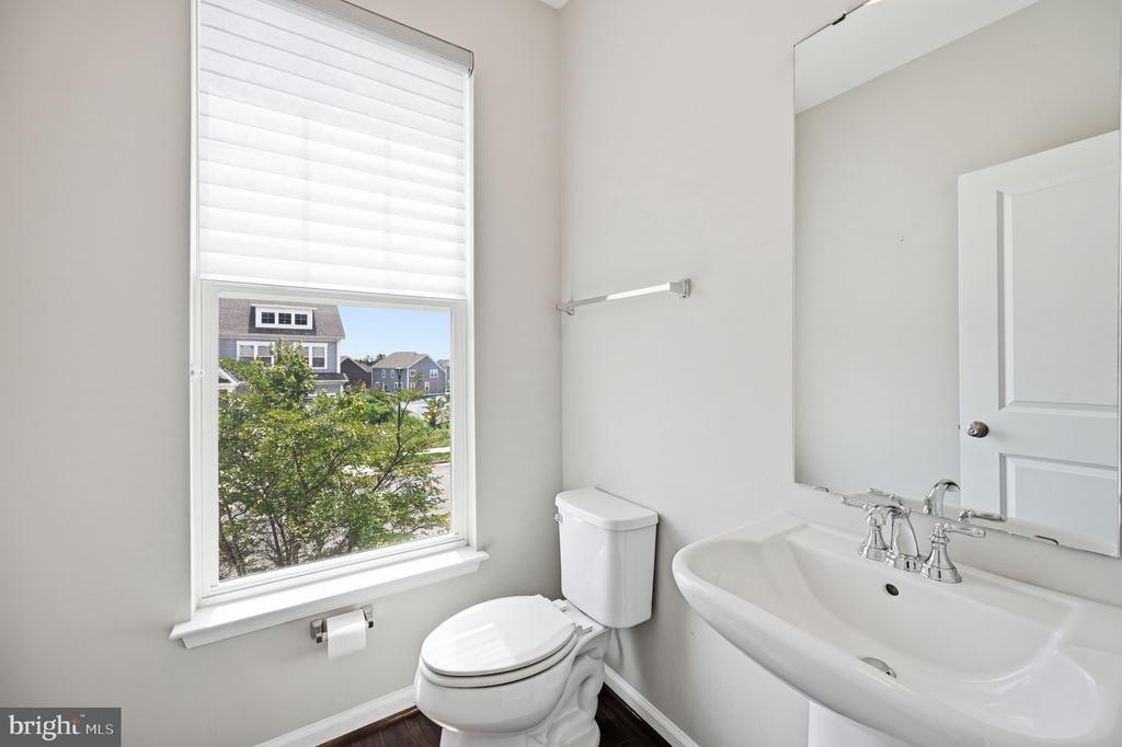 650 ASPEN Unit: 108
