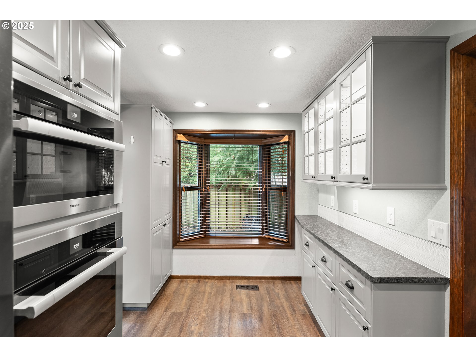 804 NE 1ST PL