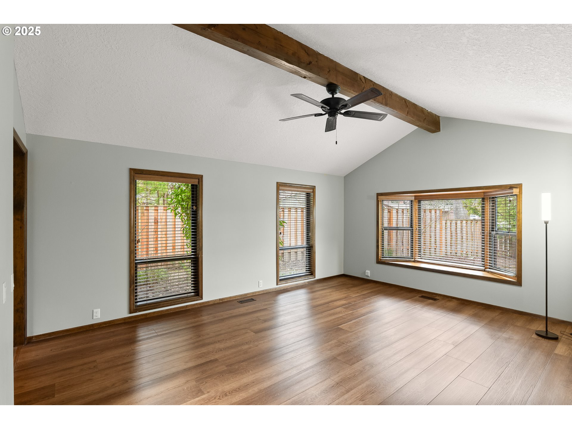 804 NE 1ST PL