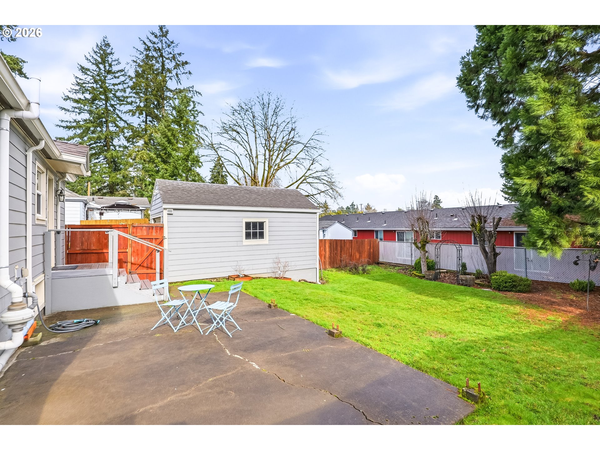 1813 FILBERT ST