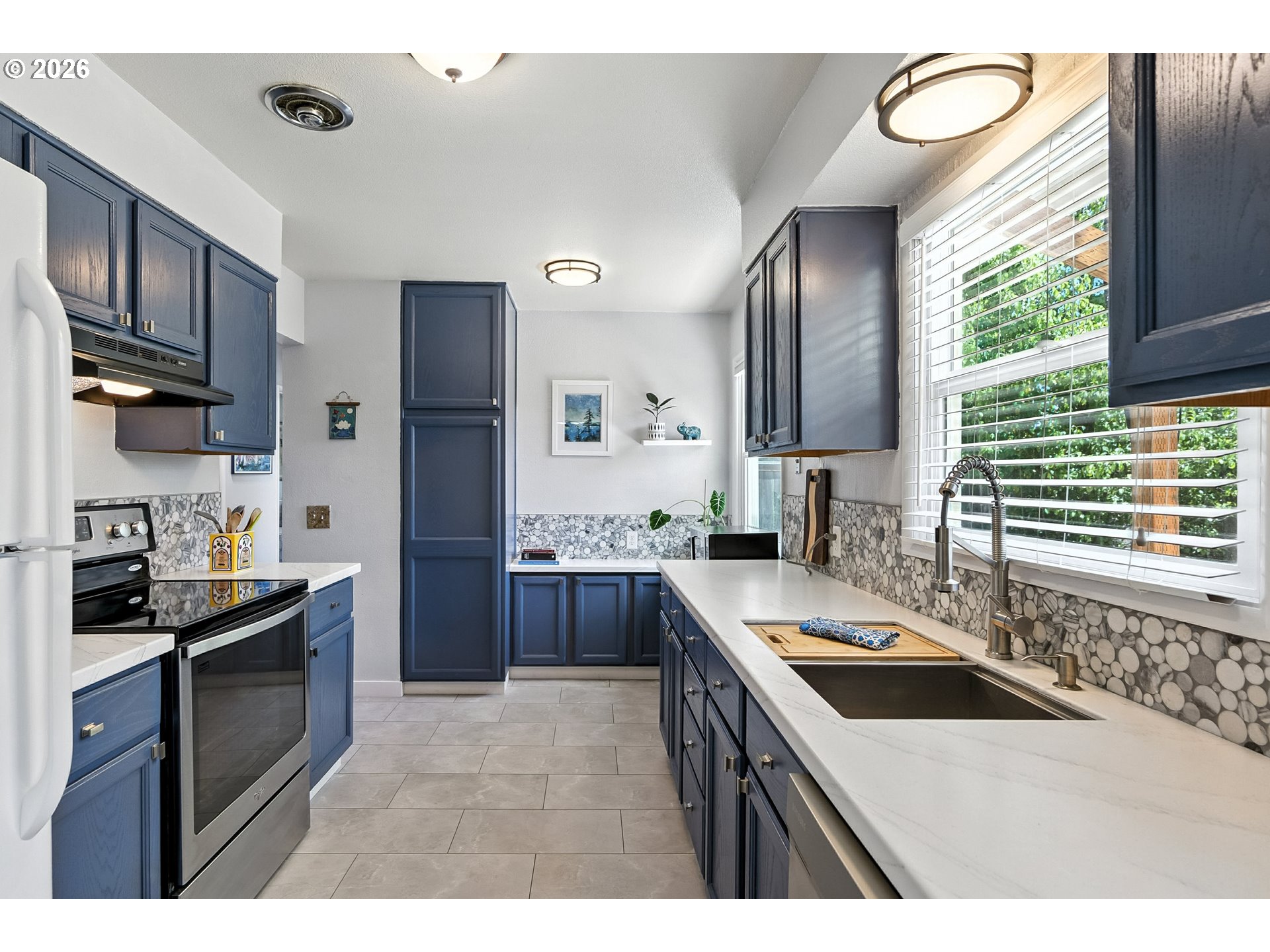 2418 NE 137TH AVE