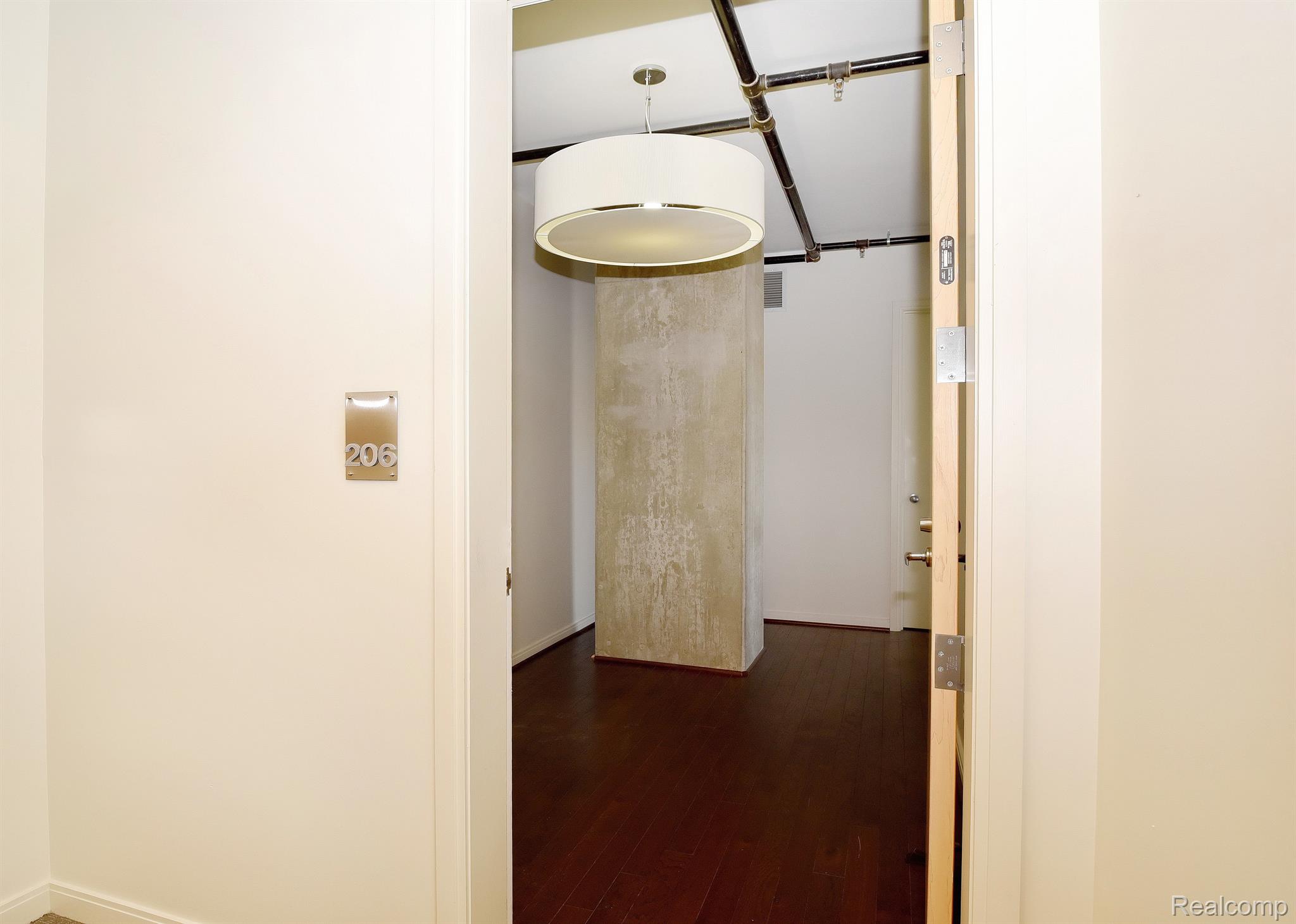 2051 VILLA Road Unit: 206