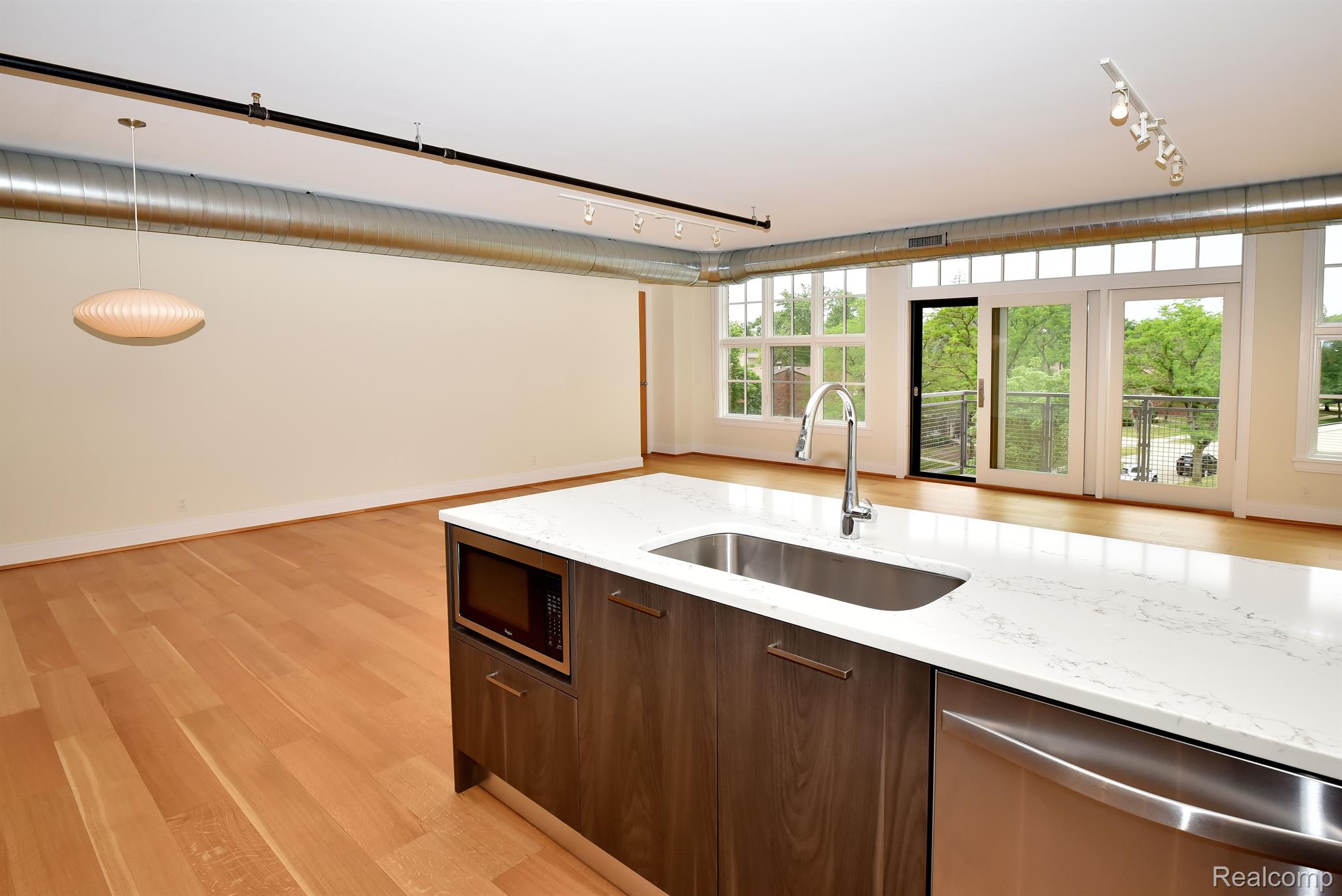 375 S ETON Street Unit: 305