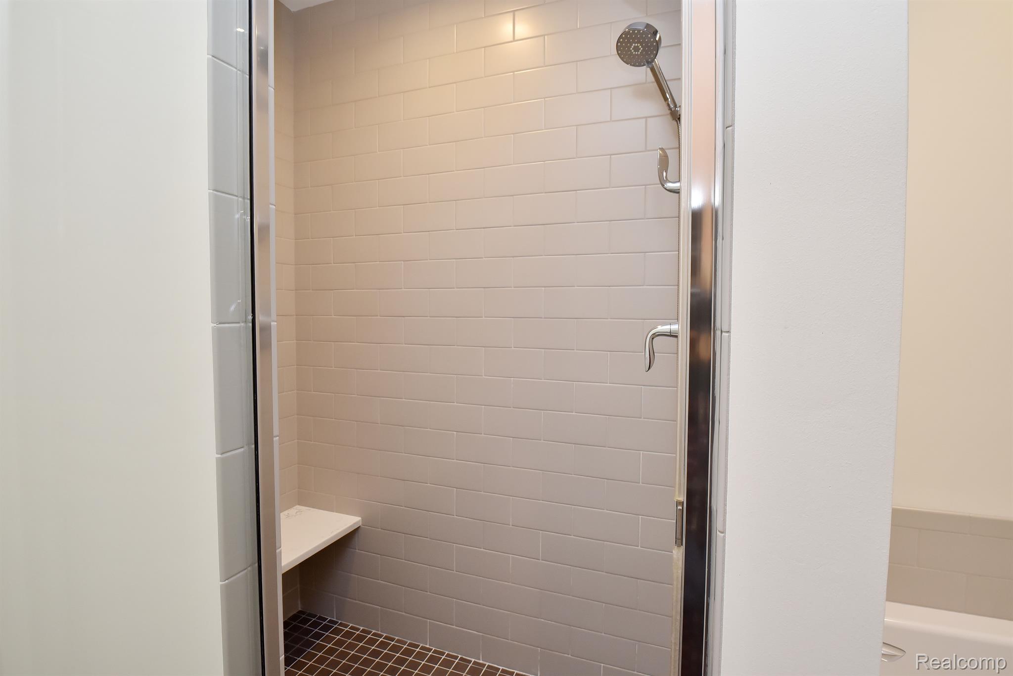 375 S ETON Street Unit: 305