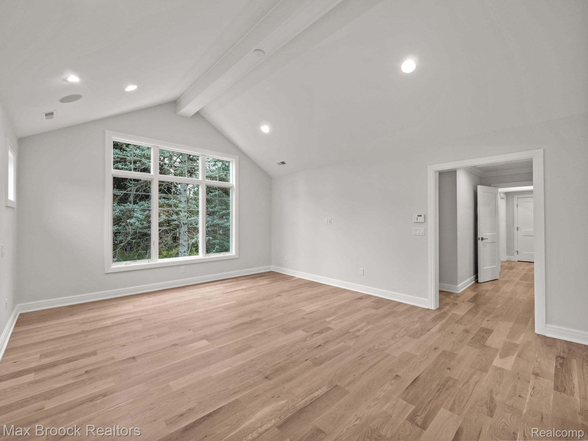 444 HILLBORO Drive