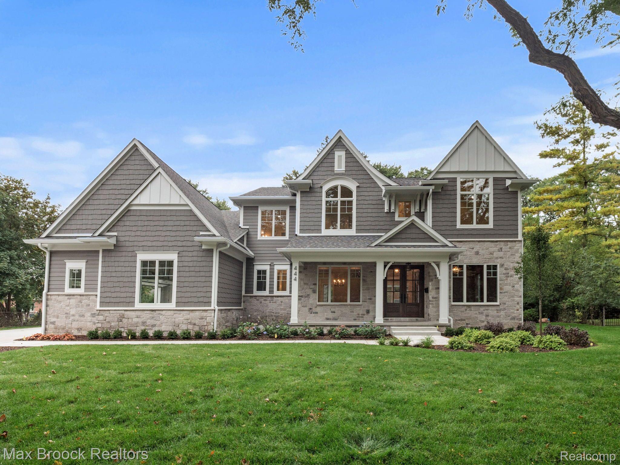 444 HILLBORO Drive