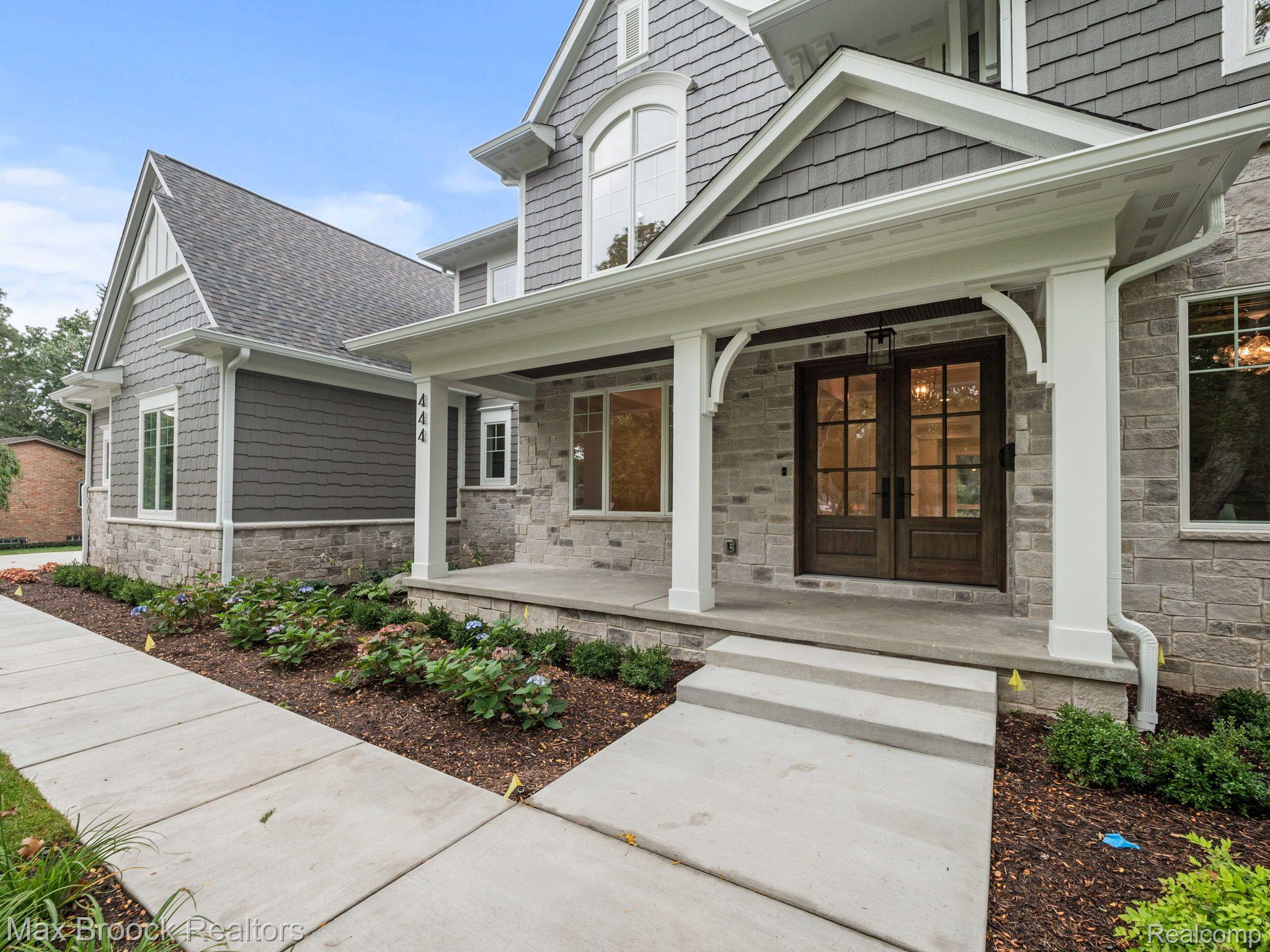 444 HILLBORO Drive